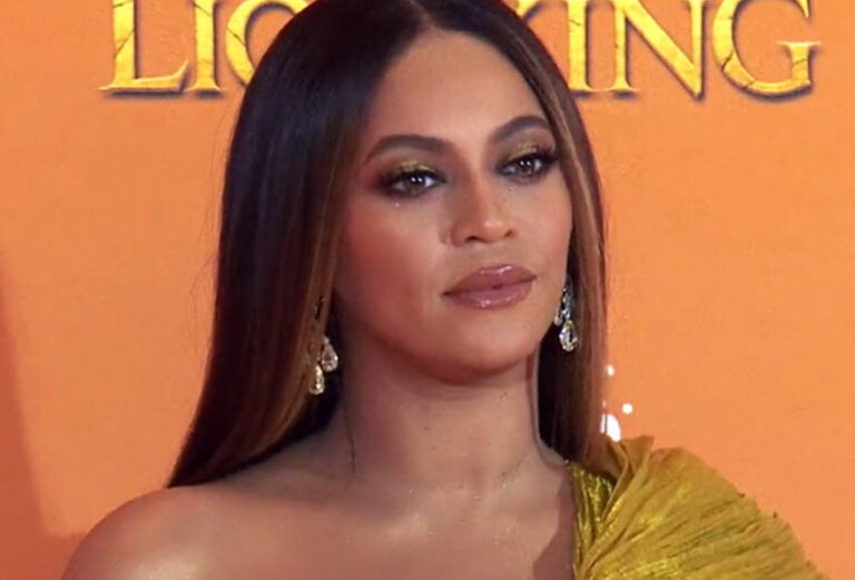 Does Beyonce Write Her Own Music? - Musical Mum